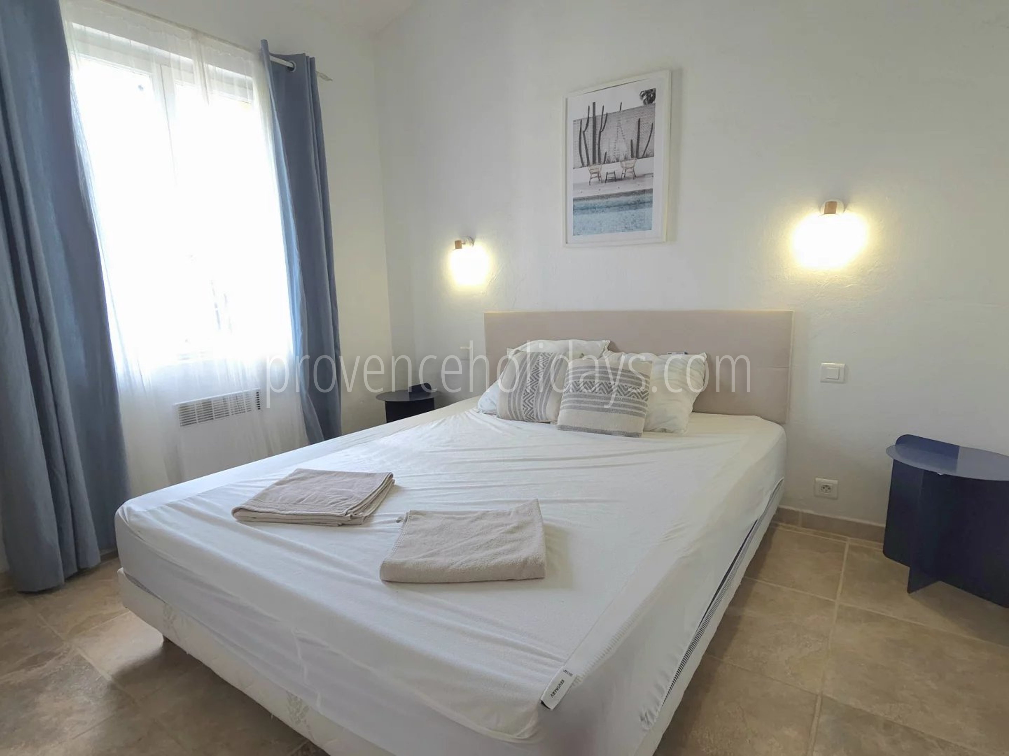 9 - Ruhiges Haus in Gassin: Villa: Bedroom