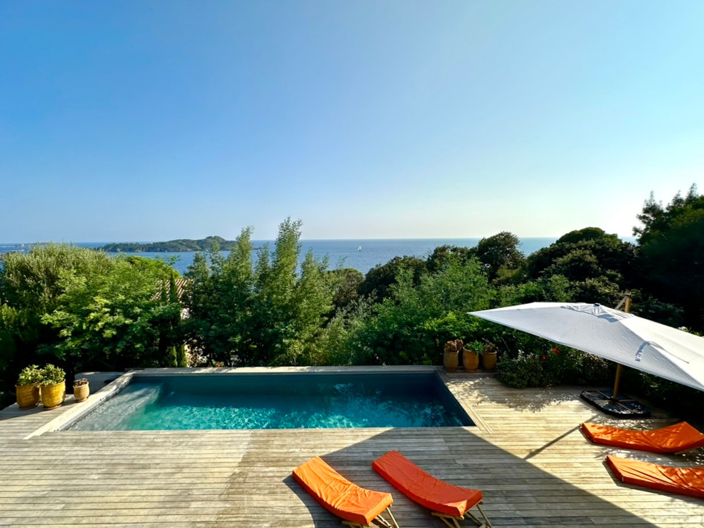 villa exterior and pool