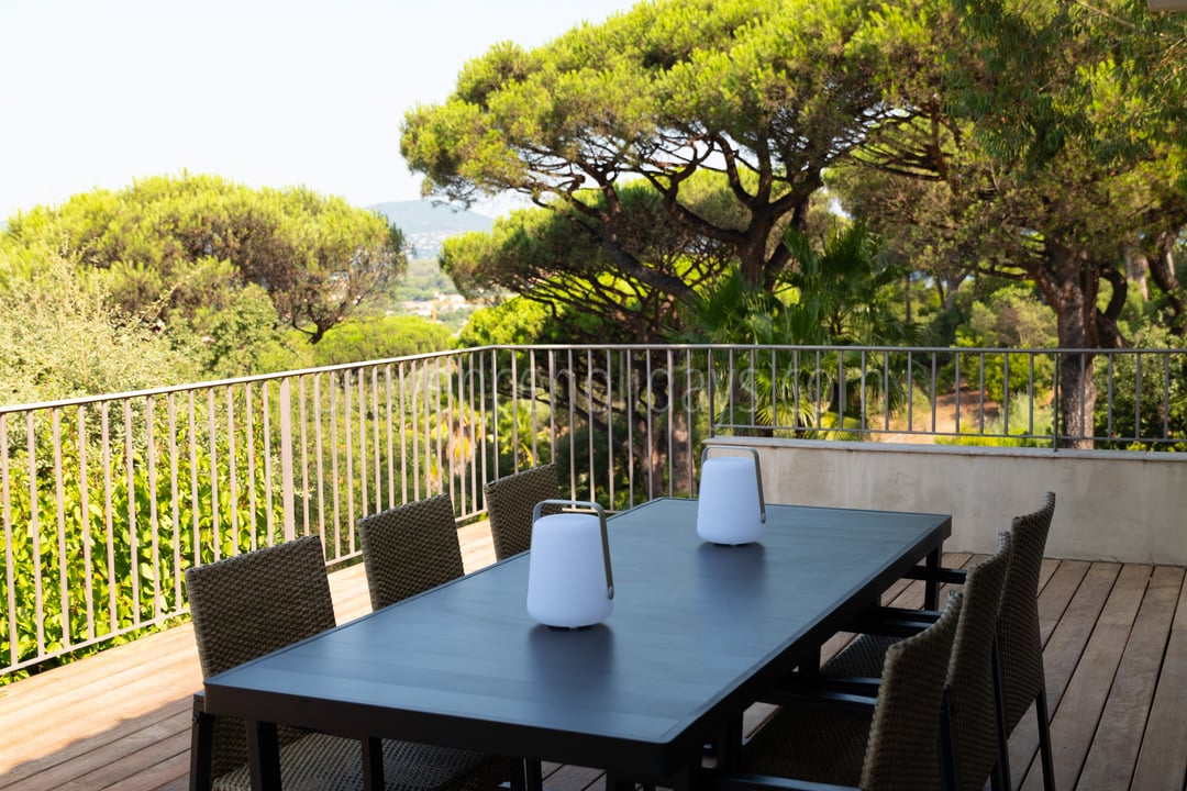 16 - Villa les Pins: Villa: Exterior