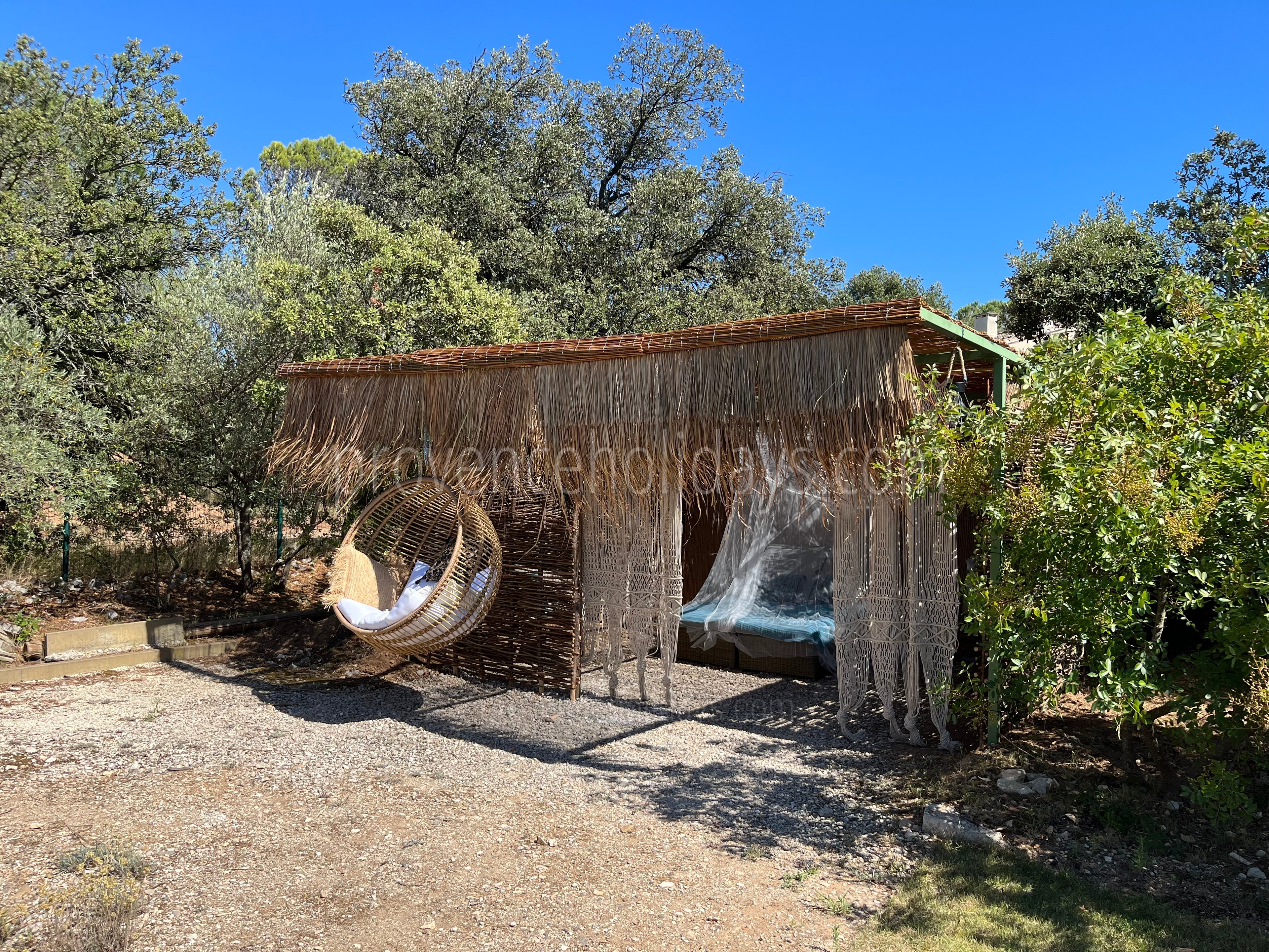 26 - Le Mas de la Cabro: Villa: Exterior