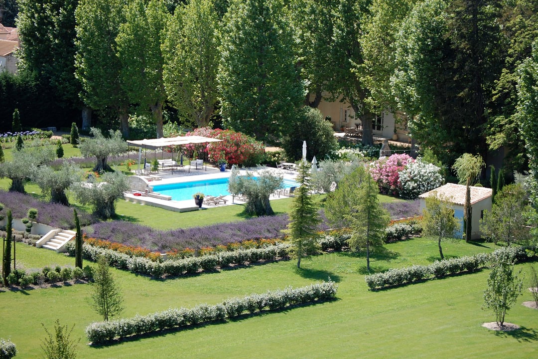 Superbe propriété avec six chambres, court de tennis privé près de Saint-Rémy