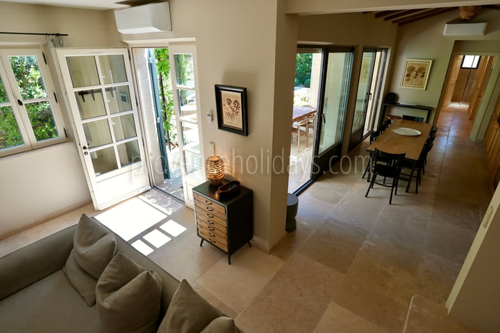 30 - La Saint-Rémoise: Villa: Interior