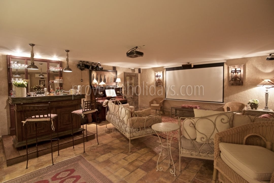 49 - Le Mas des Lavandes: Villa: Interior