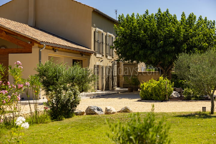 4 - Mas des deux Mûriers: Villa: Exterior