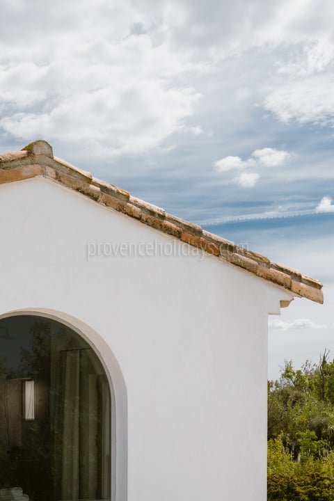 25 - Le Mas Sainte Marie: Villa: Exterior