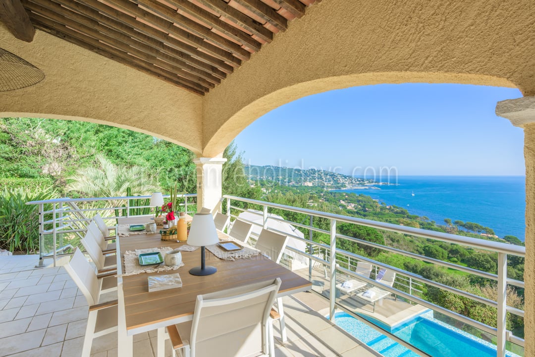 18 - Villa Solaire: Villa: Exterior