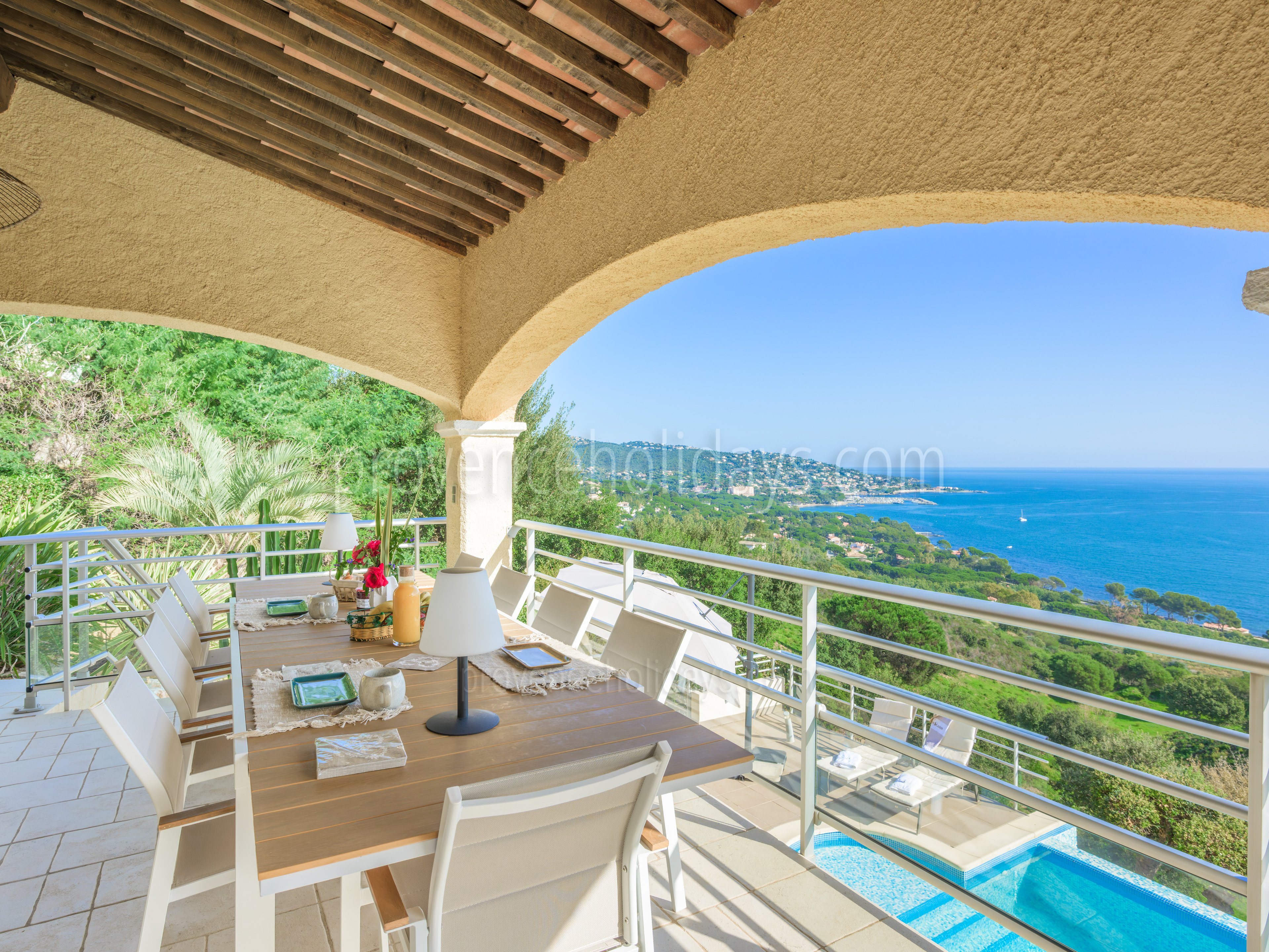 18 - Villa Solaire: Villa: Exterior