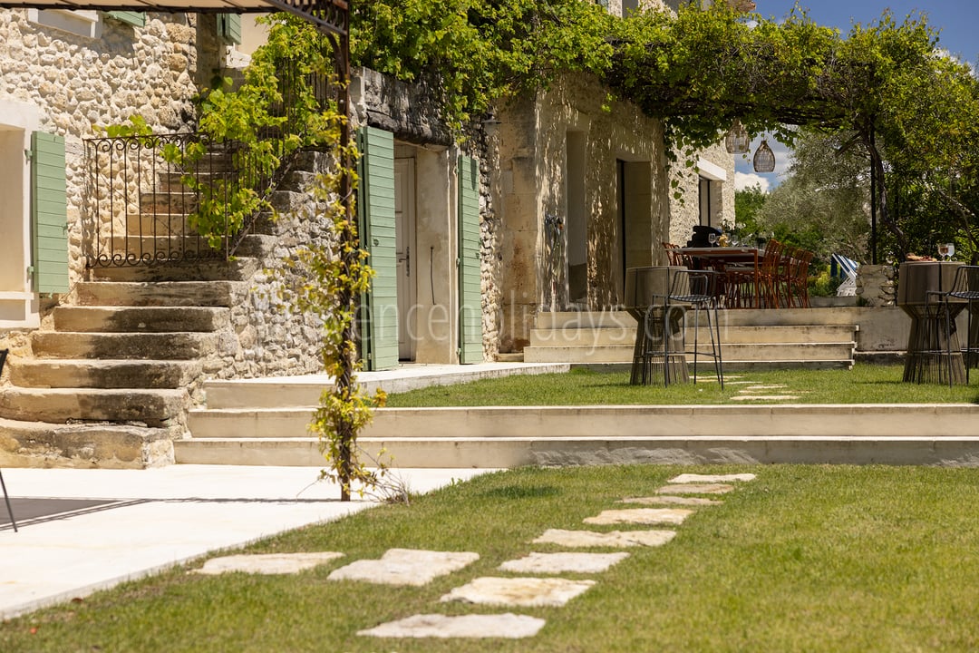 31 - Mas du Carlet: Villa: Exterior
