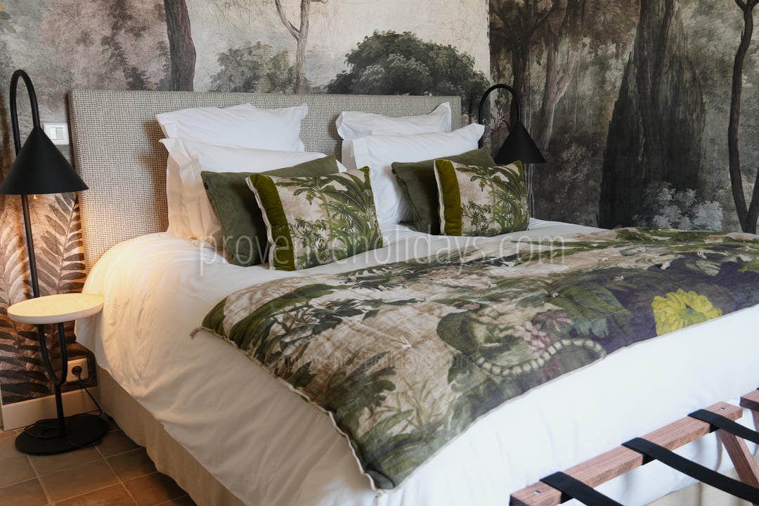 48 - Domaine du Grand Chêne: Villa: Bedroom