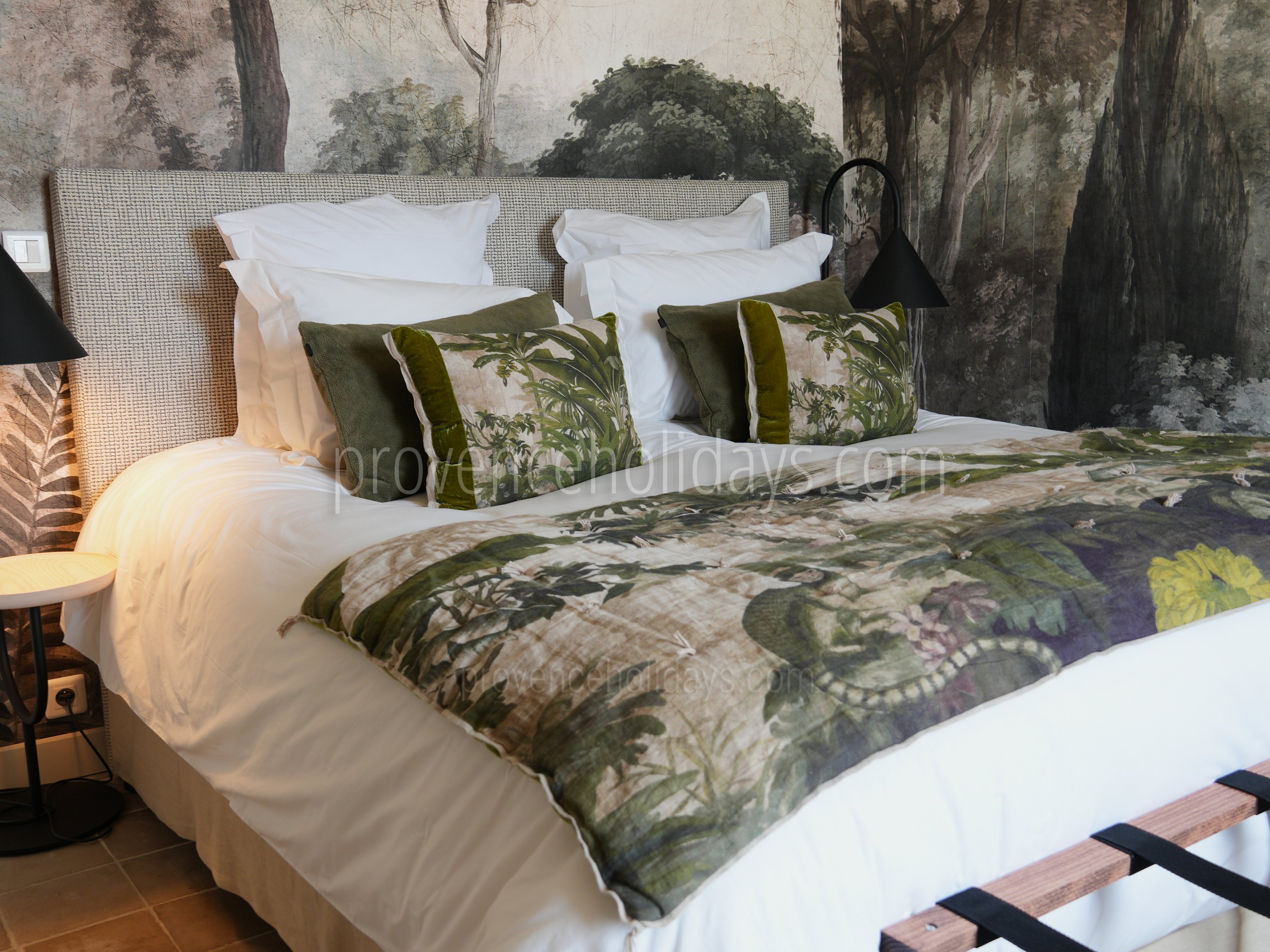 48 - Domaine du Grand Chêne: Villa: Bedroom