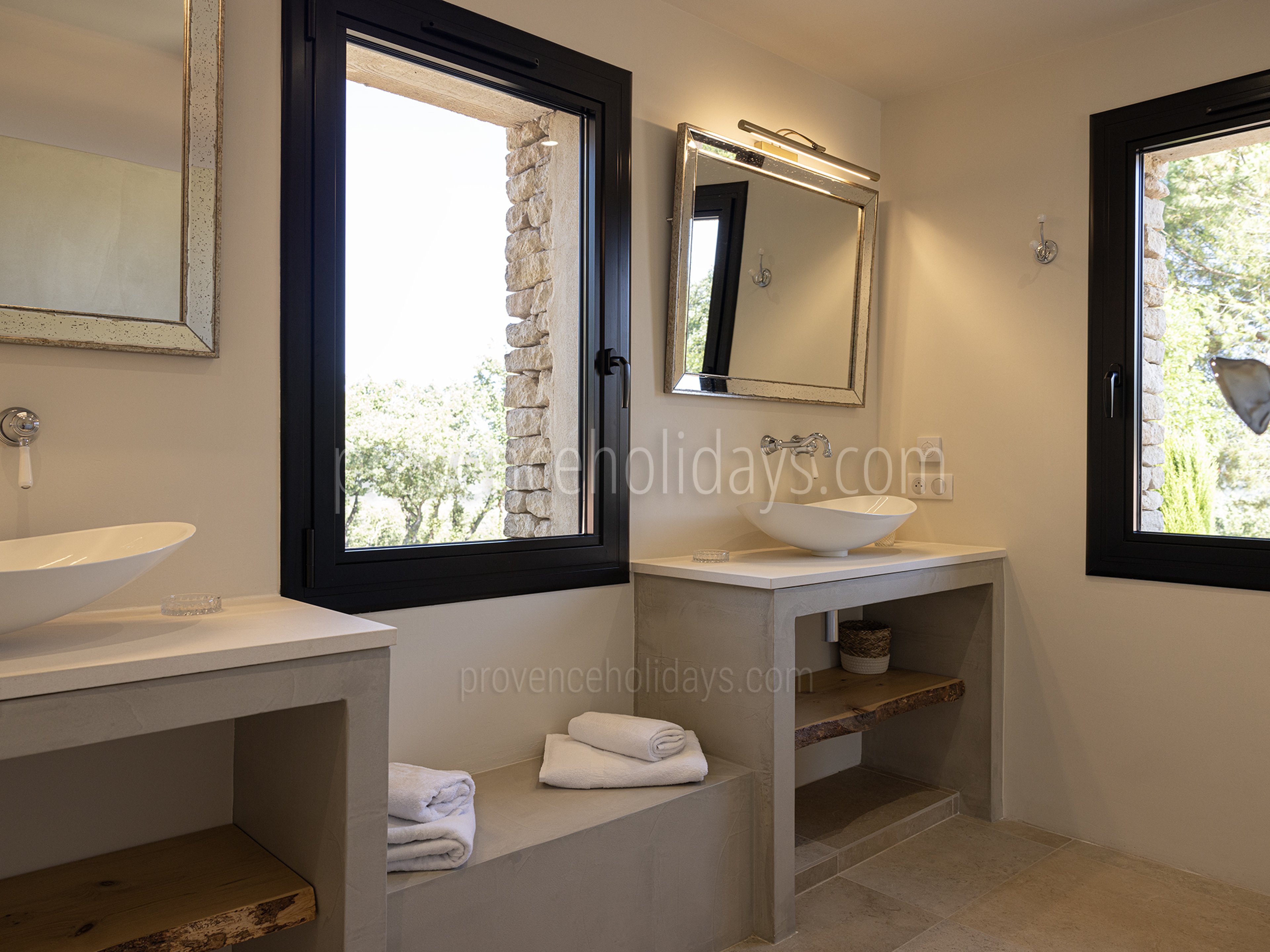 10 - Mas des Firmins: Villa: Bathroom
