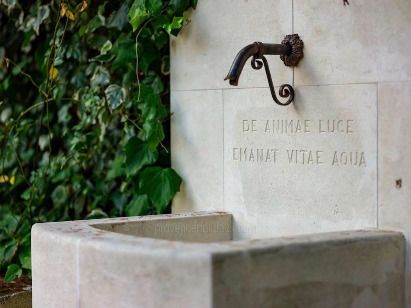 10 - Maison Provence: Villa: Exterior