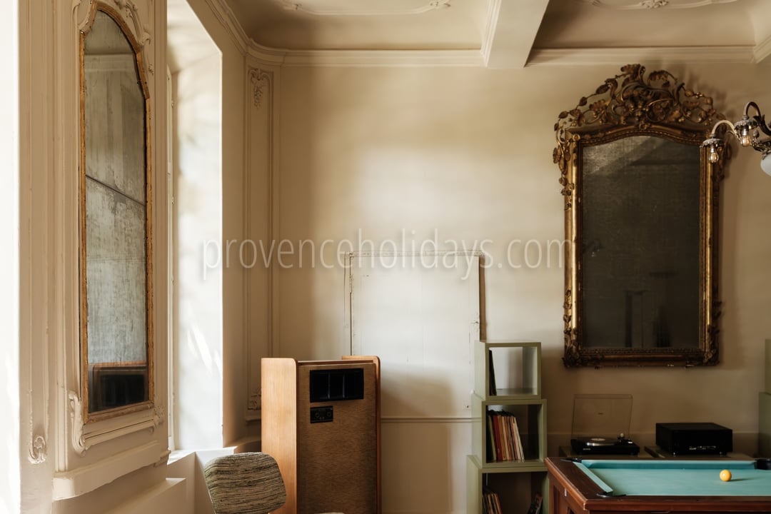 23 - La Bastide du Millénaire: Villa: Interior