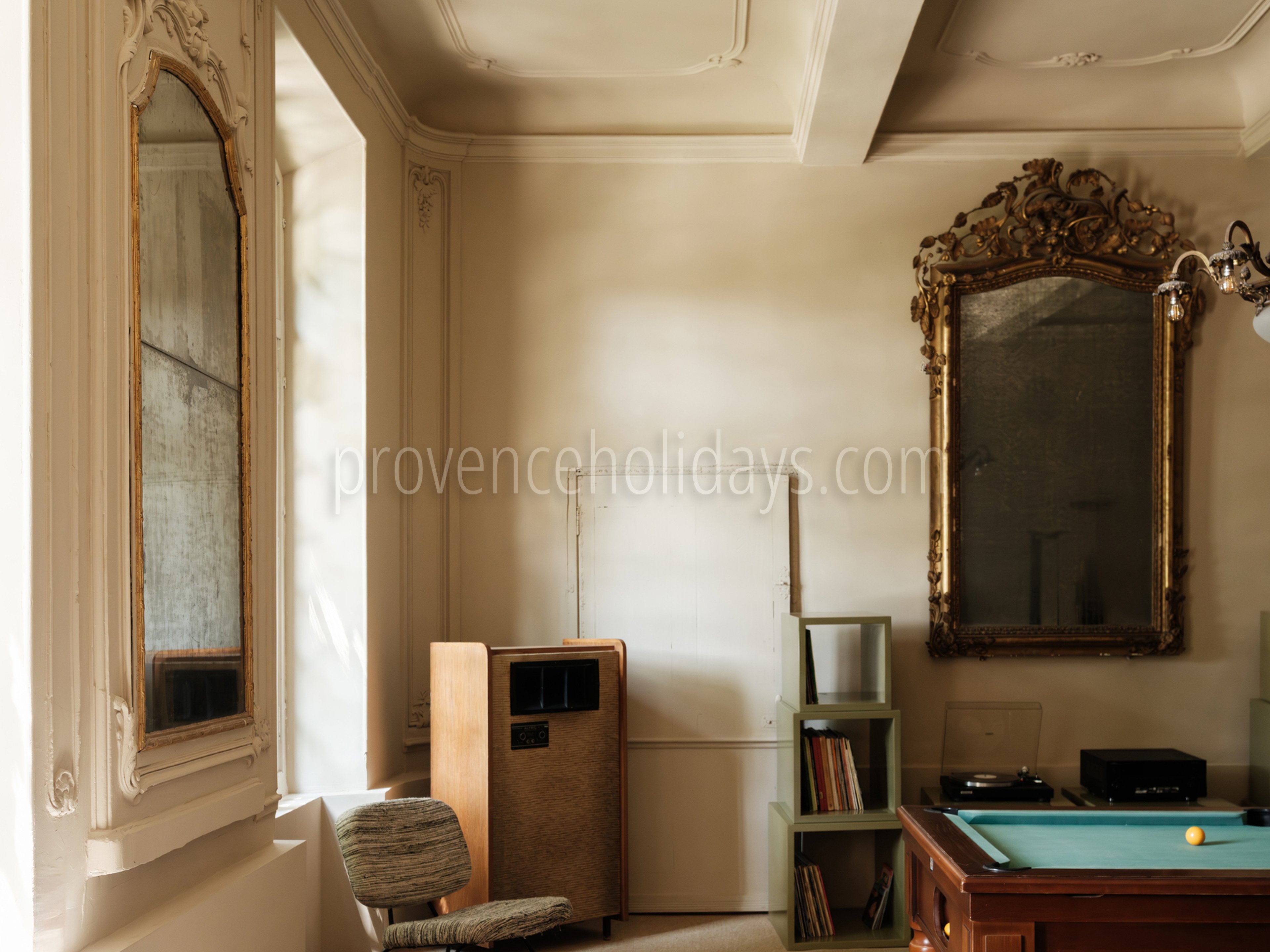 23 - La Bastide du Millénaire: Villa: Interior