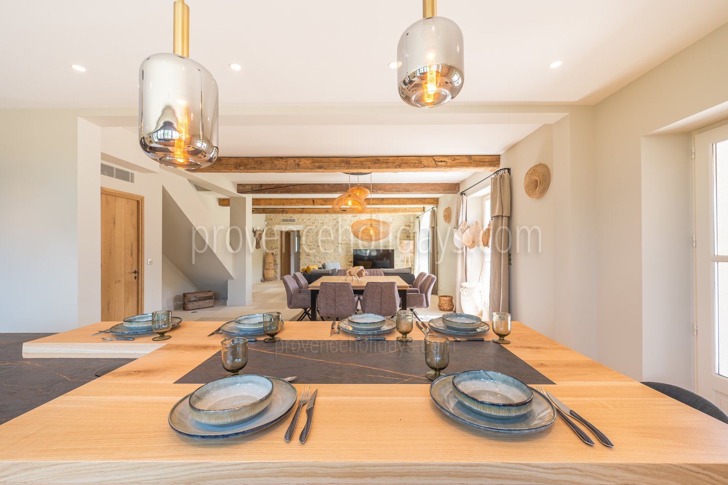 15 - Mas Lucie: Villa: Interior