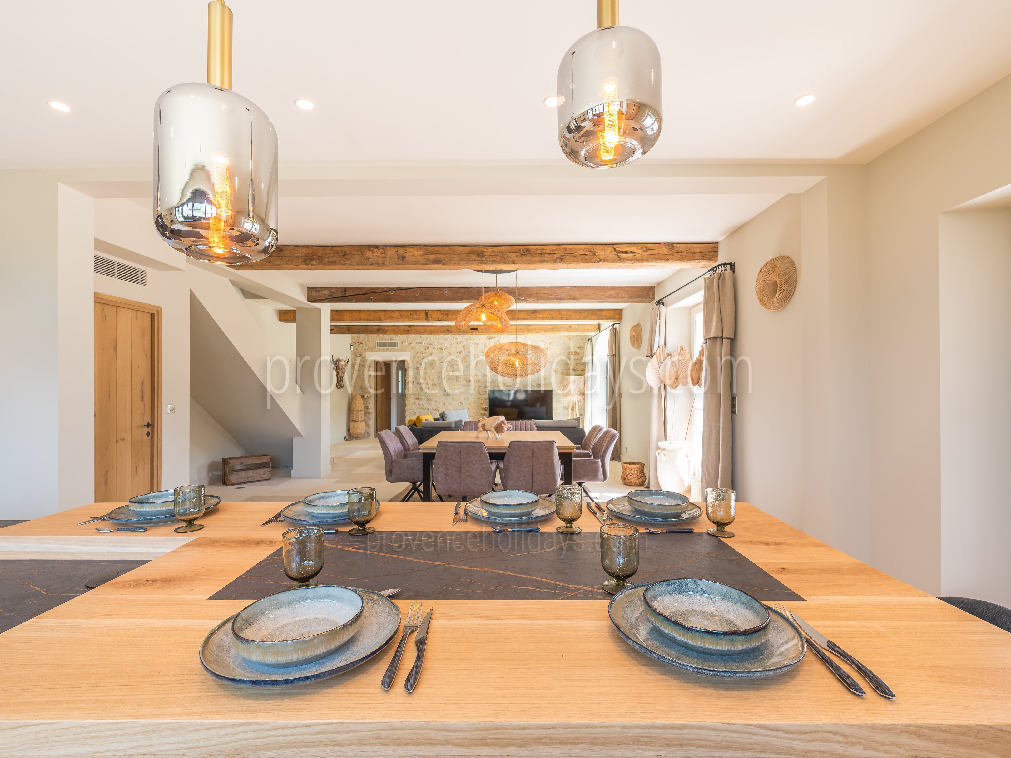 15 - Mas Lucie: Villa: Interior