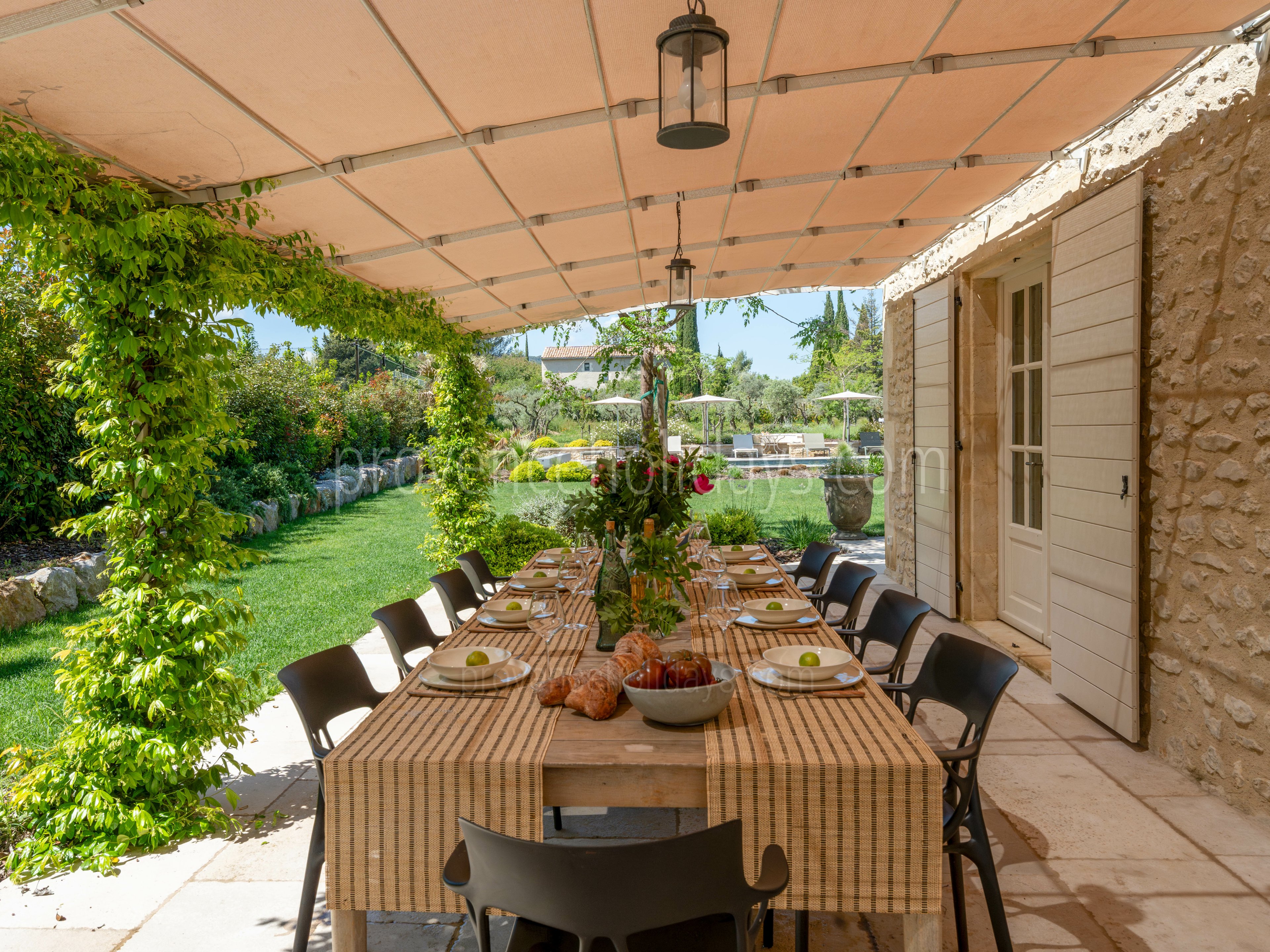 10 - Mas Élégance: Villa: Exterior