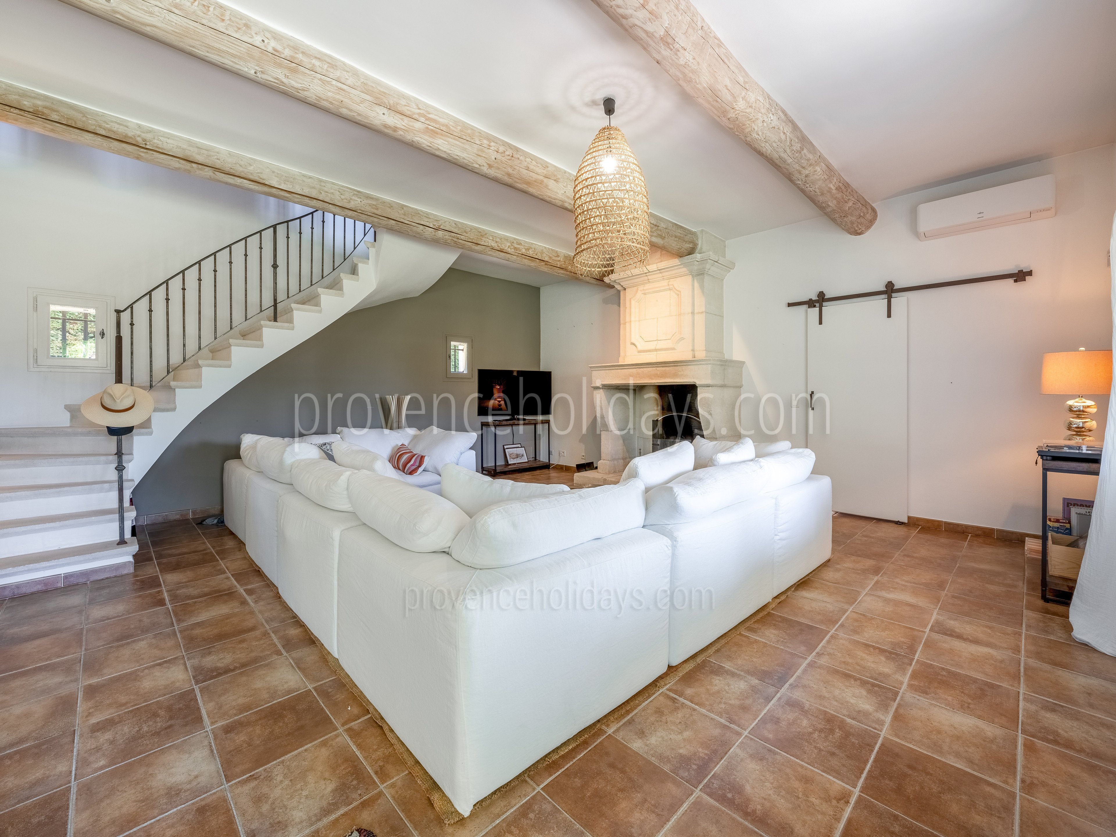 25 - Maison Ferdinand: Villa: Interior