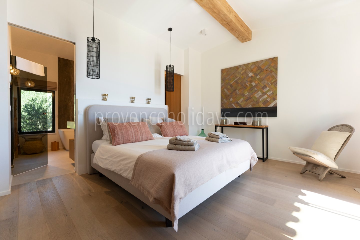 13 - Villa Lucia: Villa: Bedroom