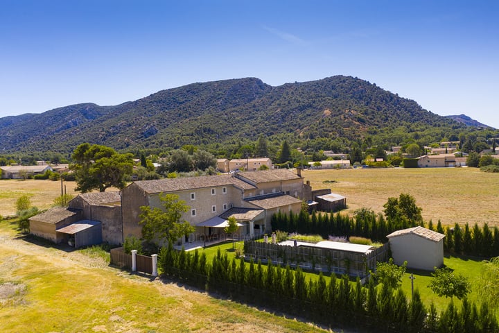Holiday villa in Robion, The Luberon