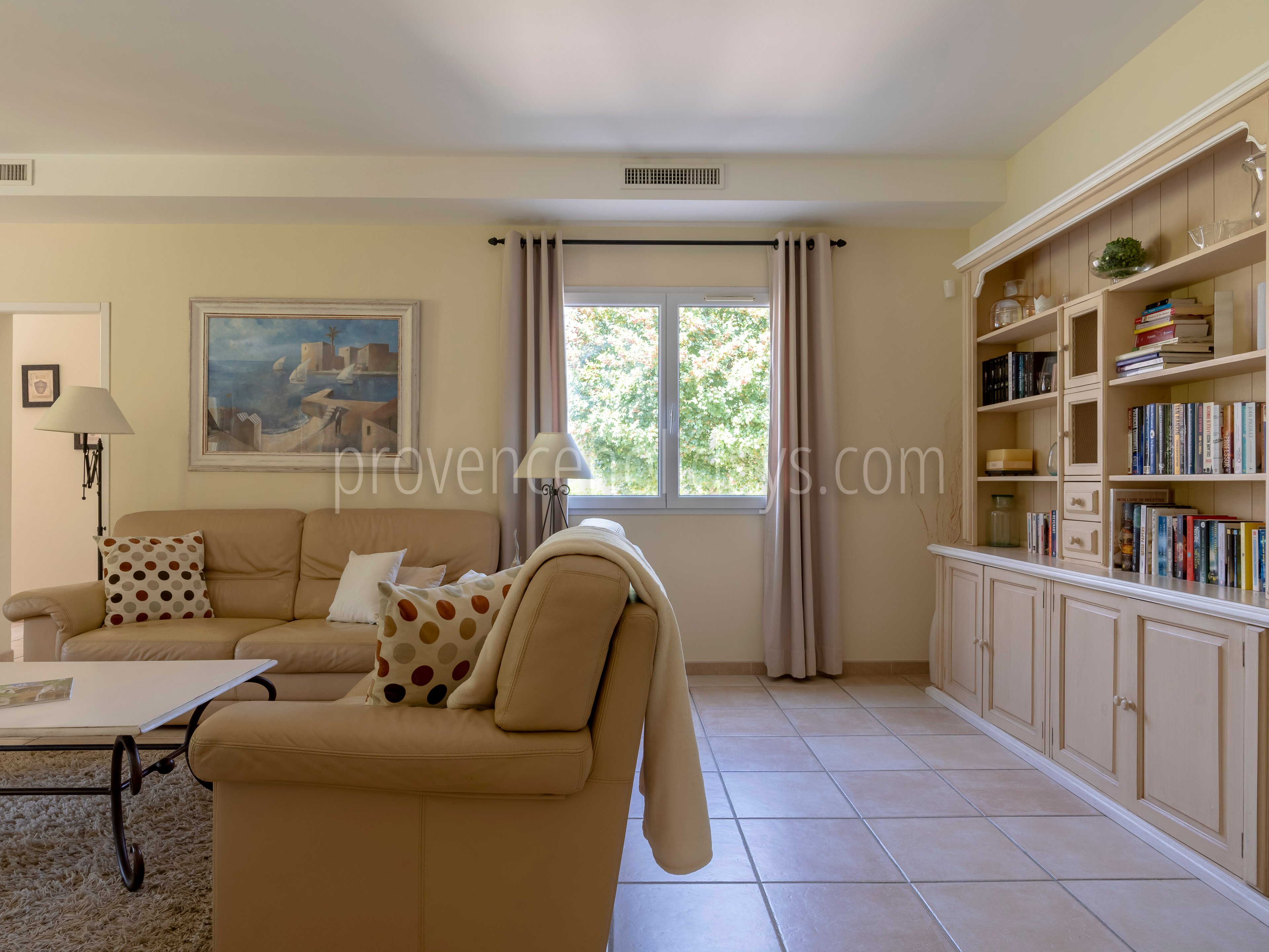 28 - Chez Alare: Villa: Interior