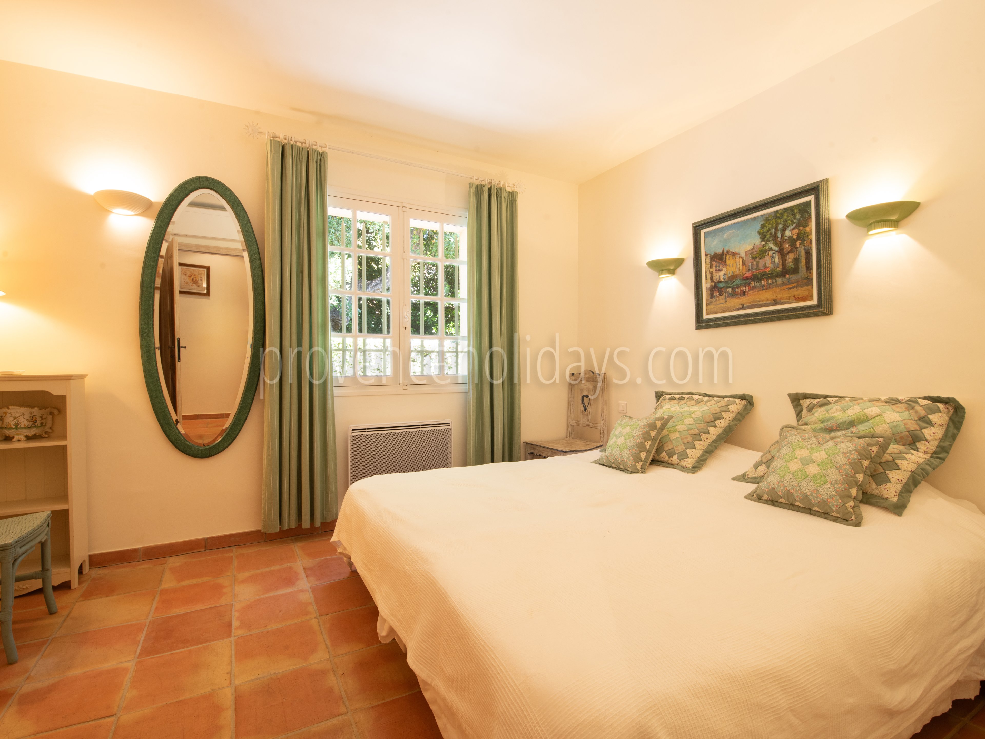 18 - Villa Poppy: Villa: Bedroom
