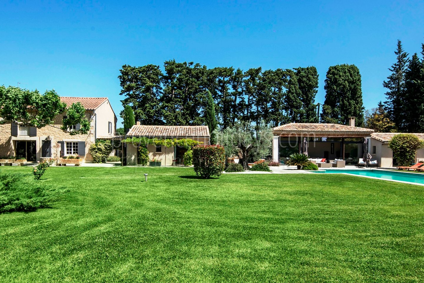 12 - Mas Luna: Villa: Exterior