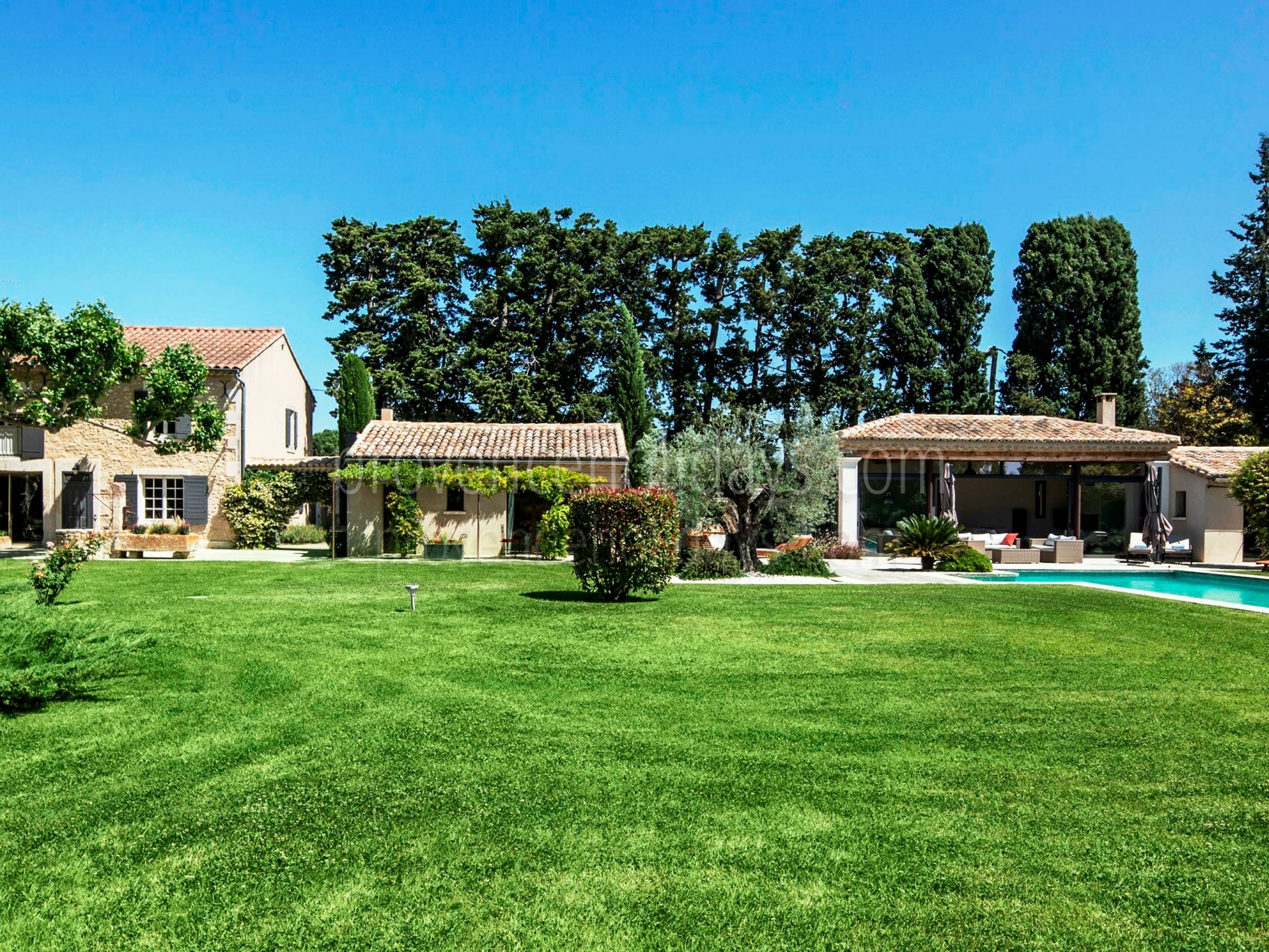 12 - Mas Luna: Villa: Exterior