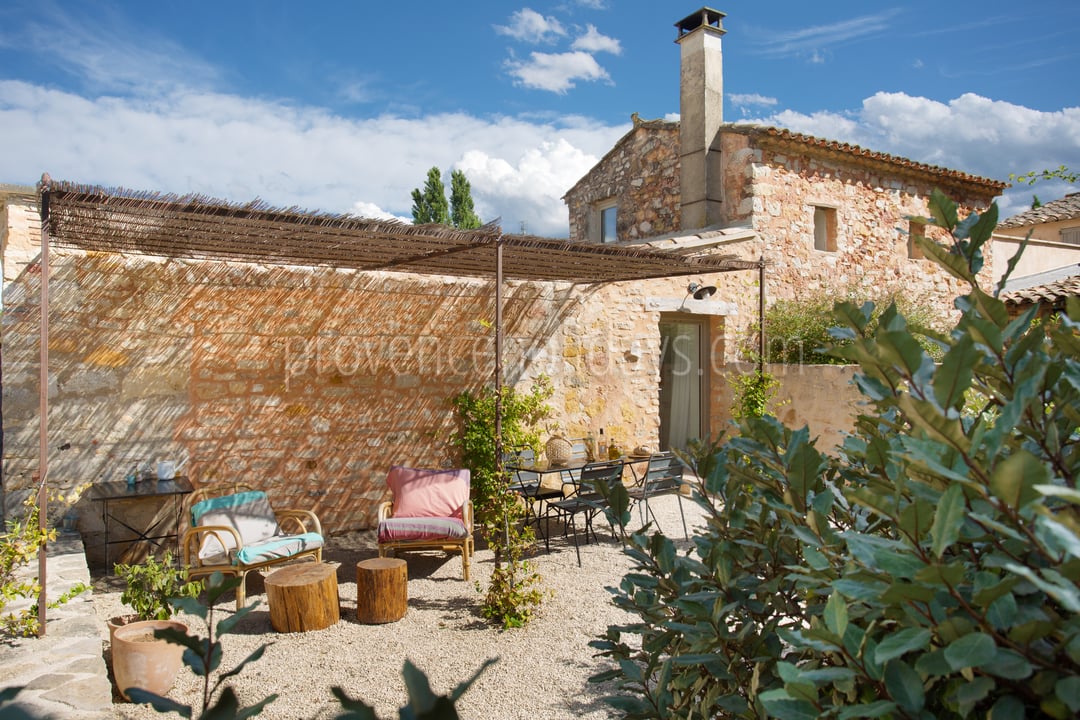 40 - Le Hameau de Goult: Villa: Exterior