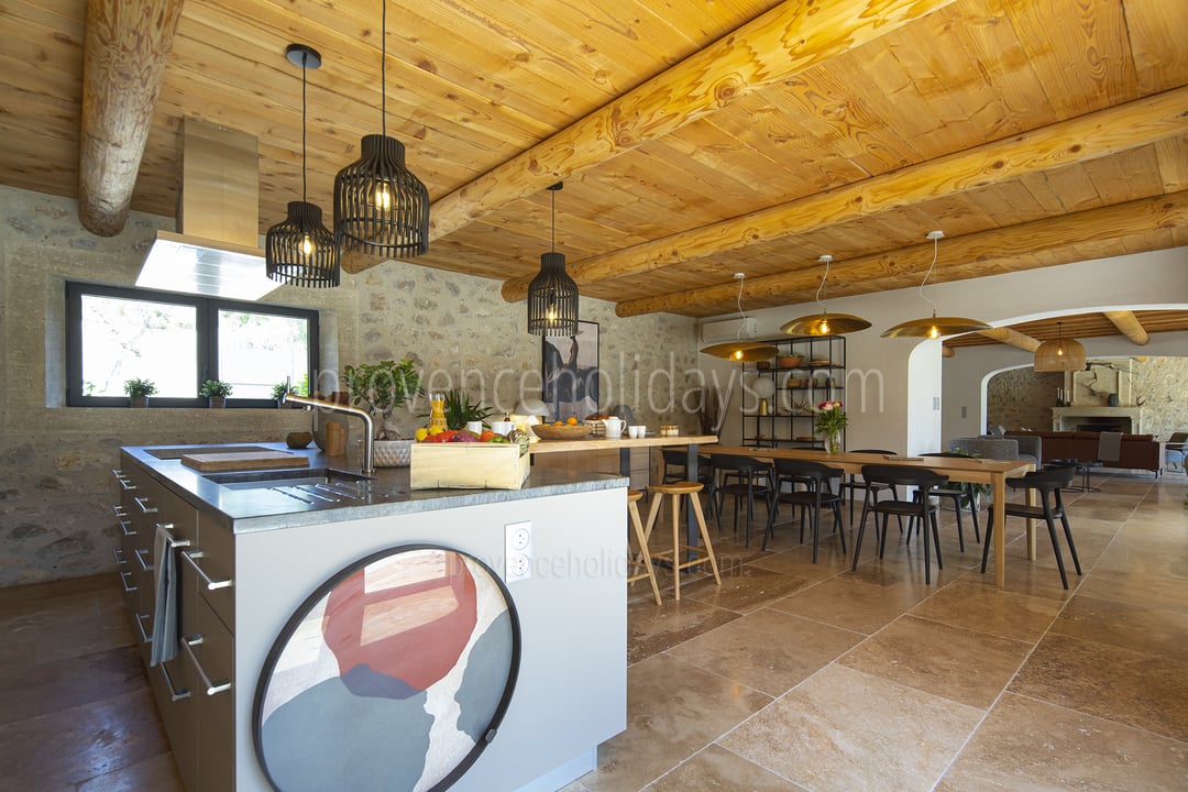 9 - Mas des Cerisiers: Villa: Interior