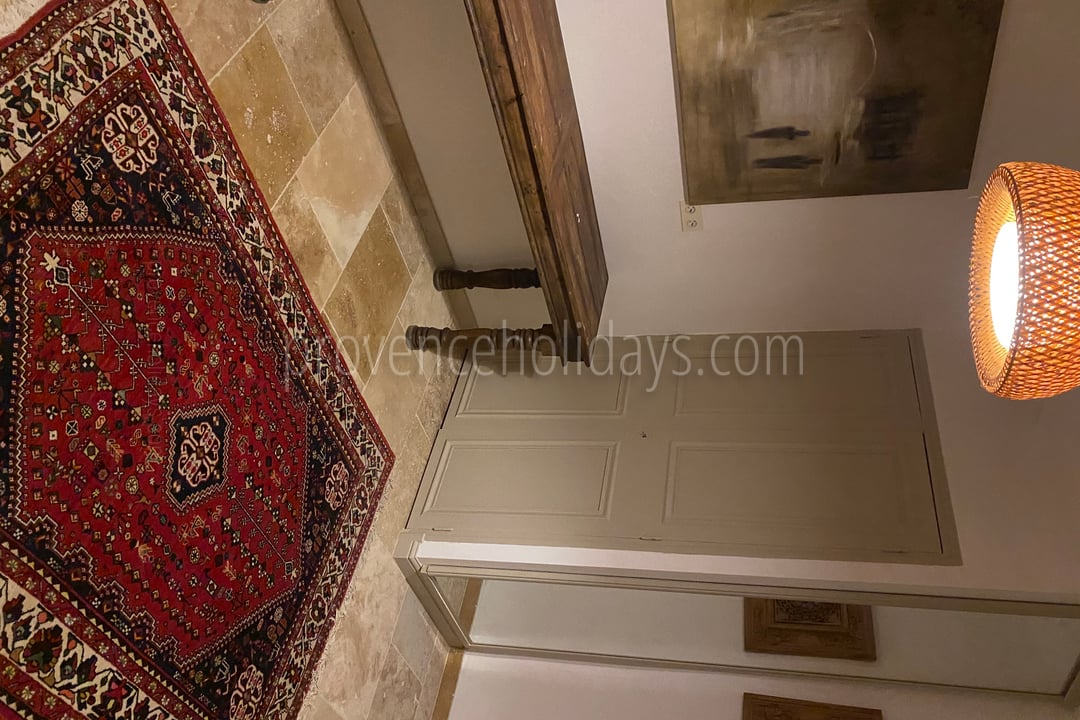 16 - Mas des Couroulous: Villa: Interior