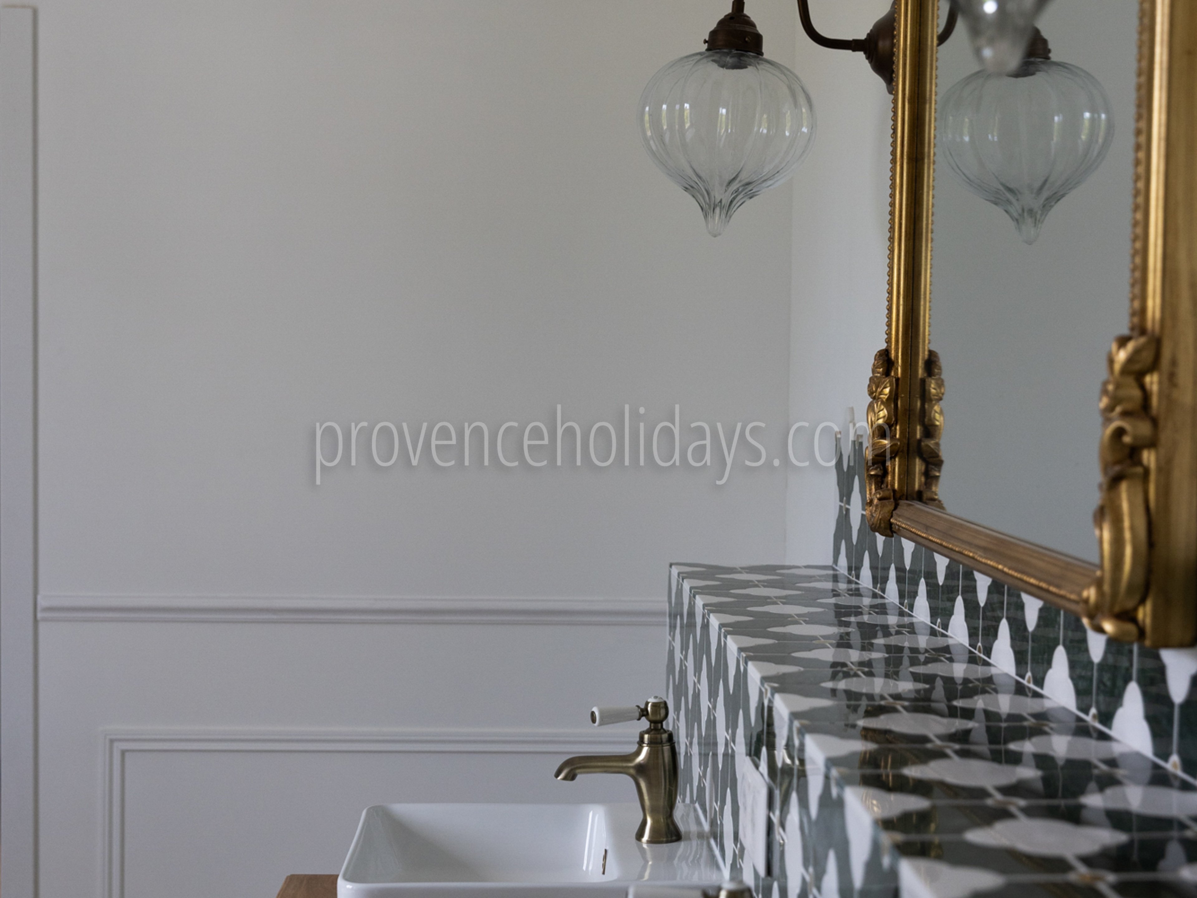 17 - Villa des Sables: Villa: Bathroom