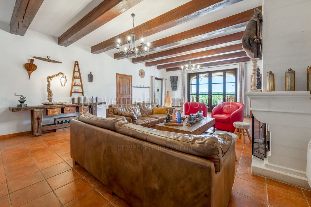 36 - Bastide des Chênes: Villa: Interior