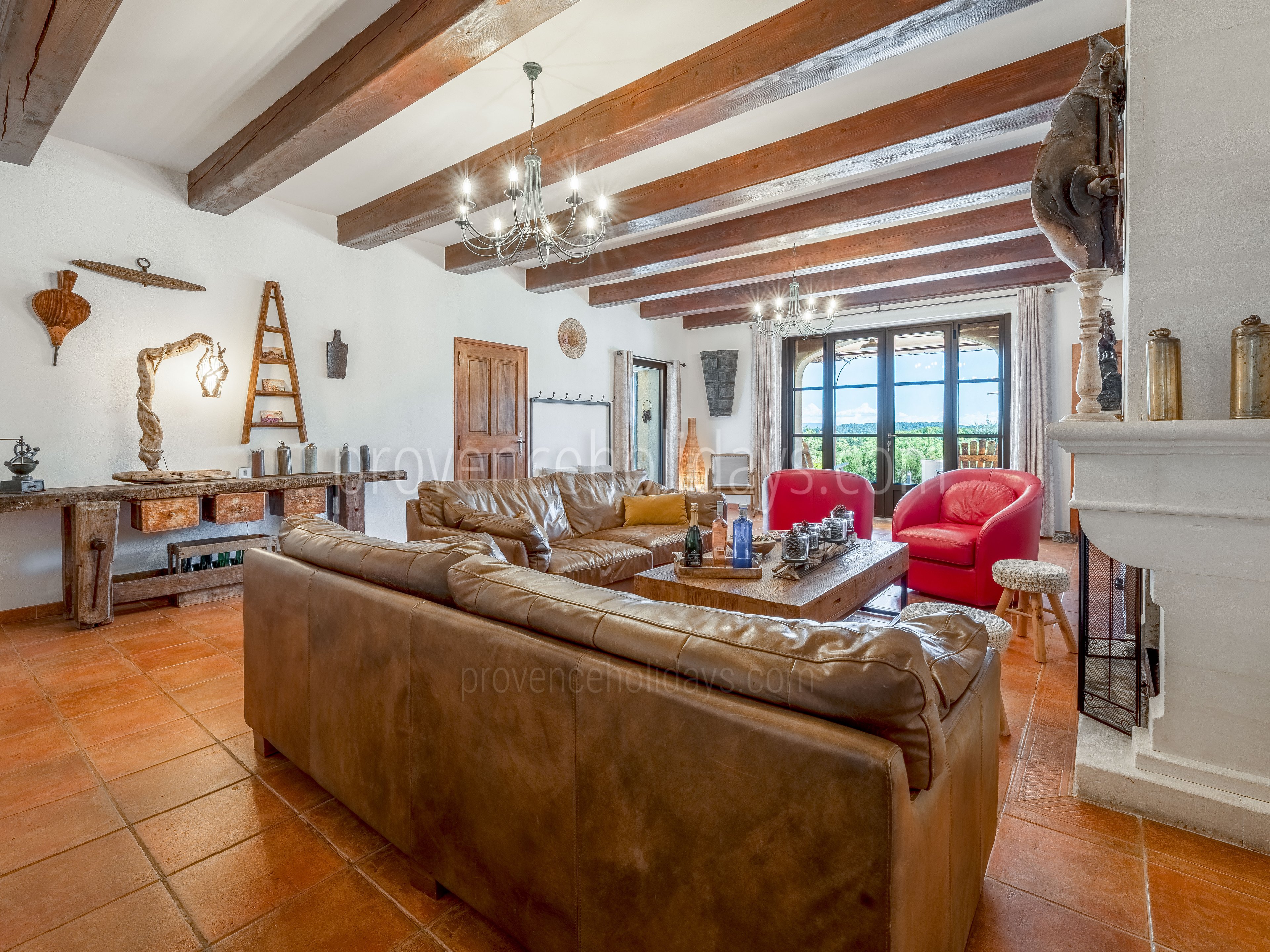 36 - Bastide des Chênes: Villa: Interior