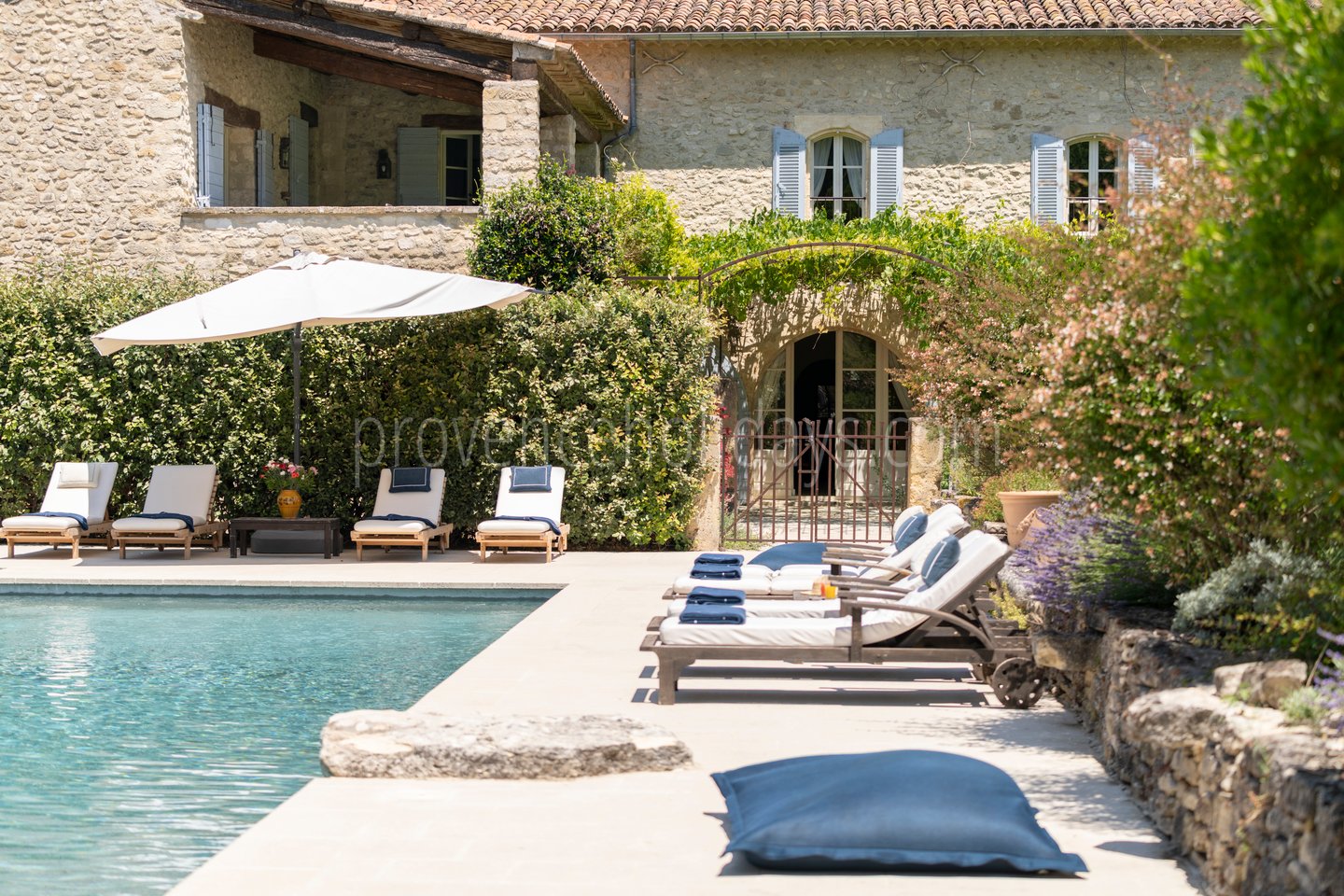 112 - La Bastide Neuve: Villa: Pool