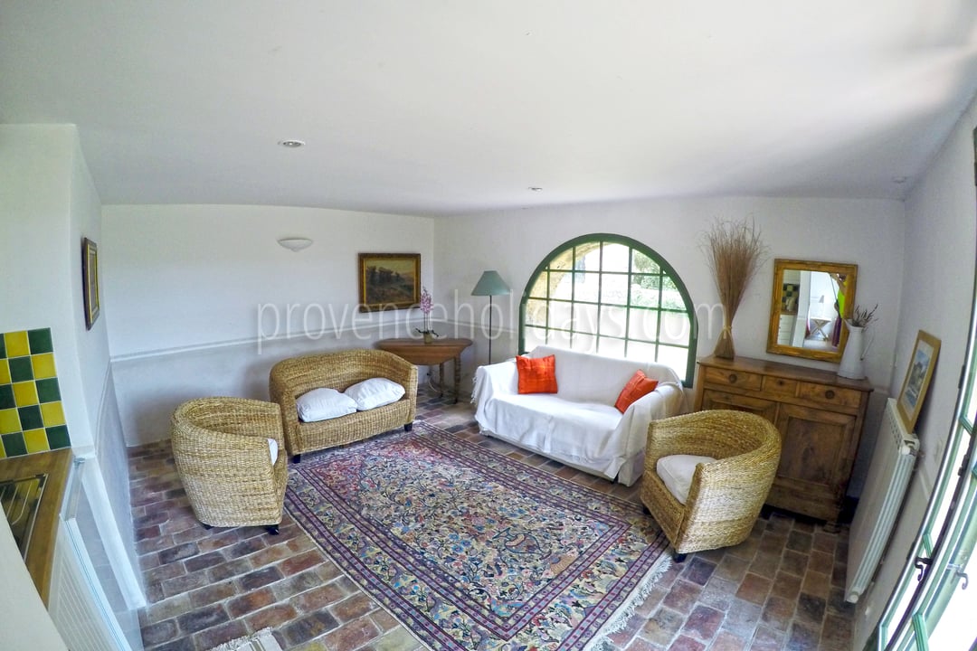36 - Mas Lambesc: Villa: Interior