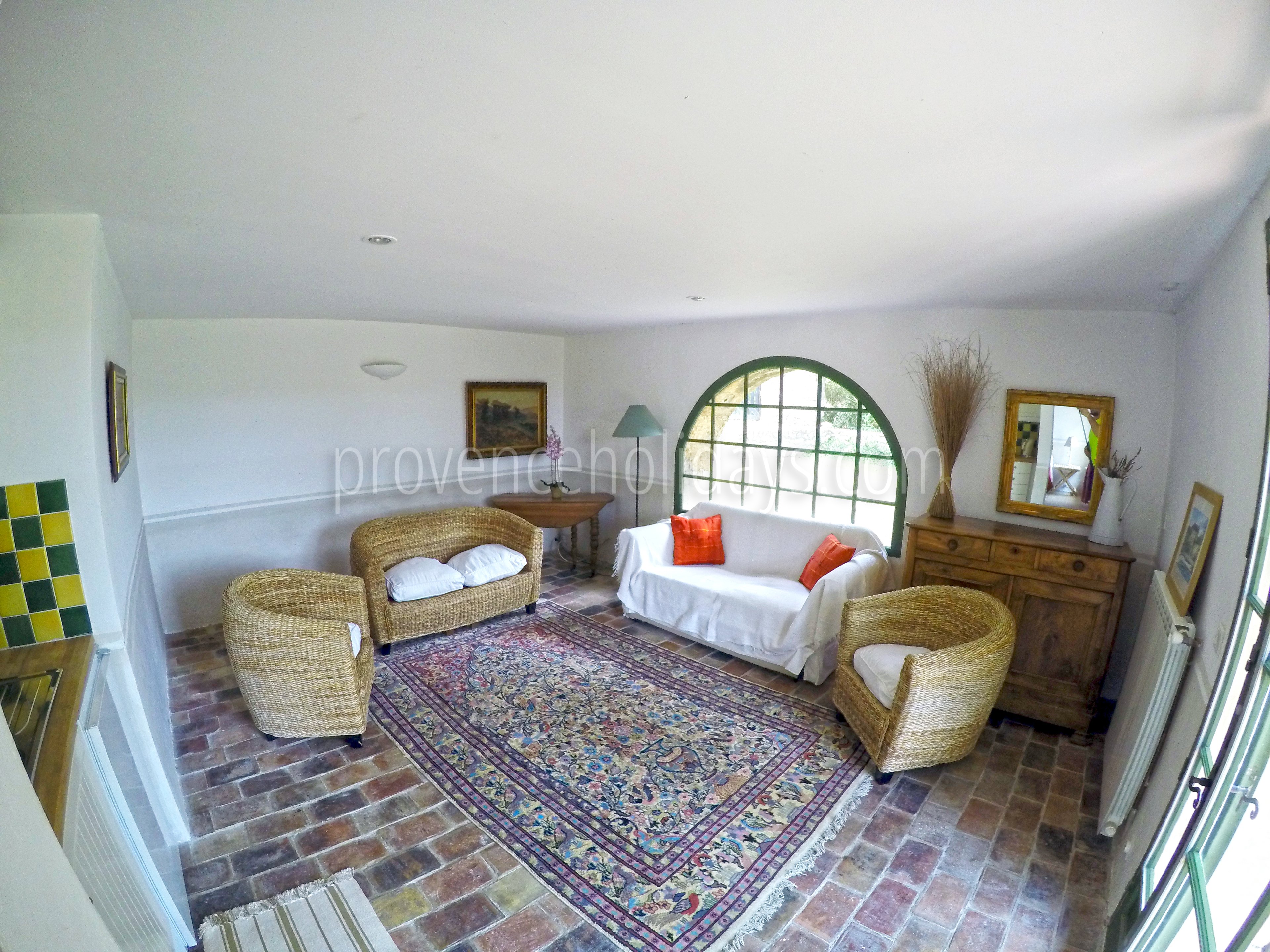 36 - Mas Lambesc: Villa: Interior