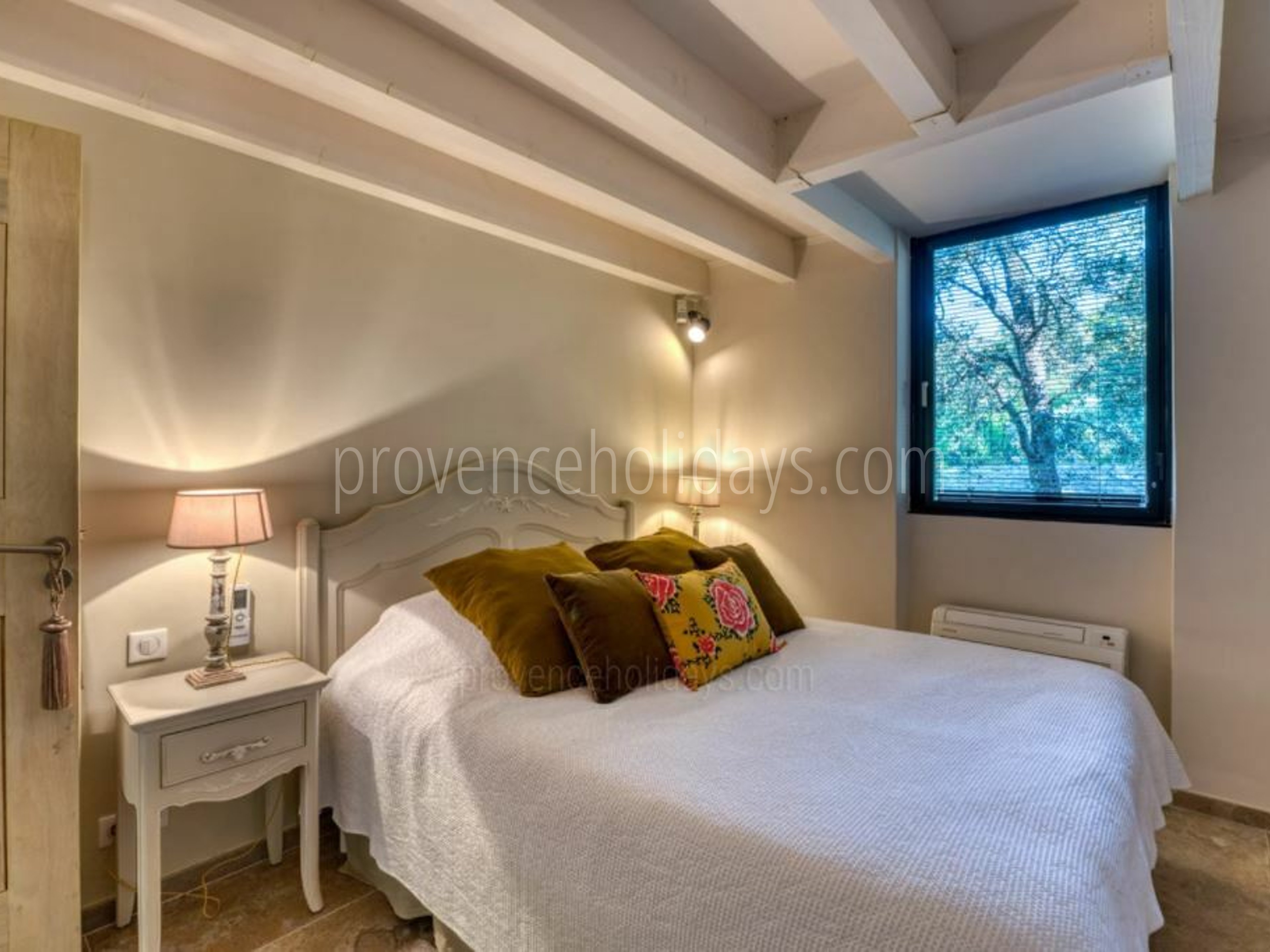 27 - Villa Daurèio: Villa: Bedroom