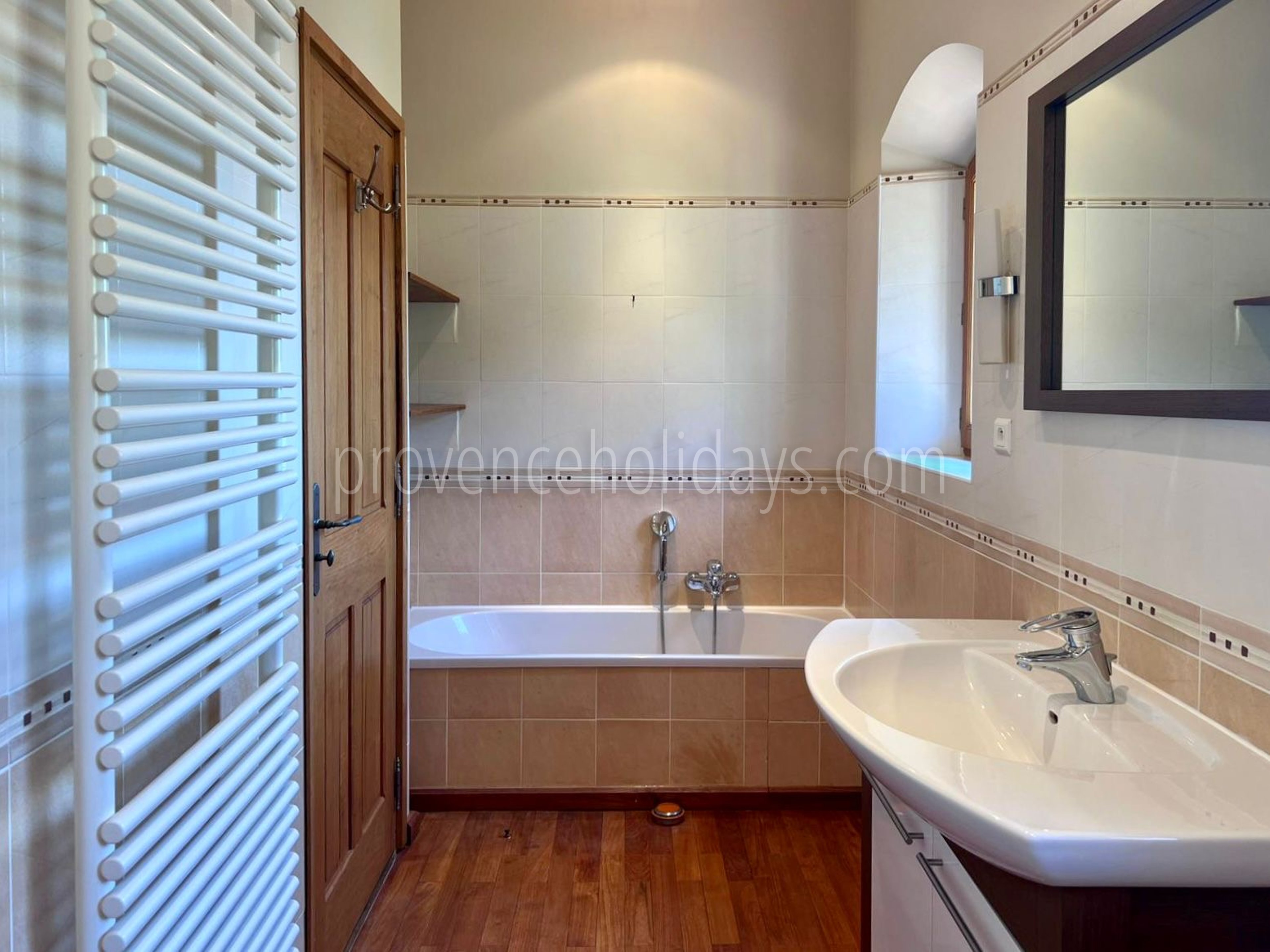 42 - Villa Valery: Villa: Bathroom