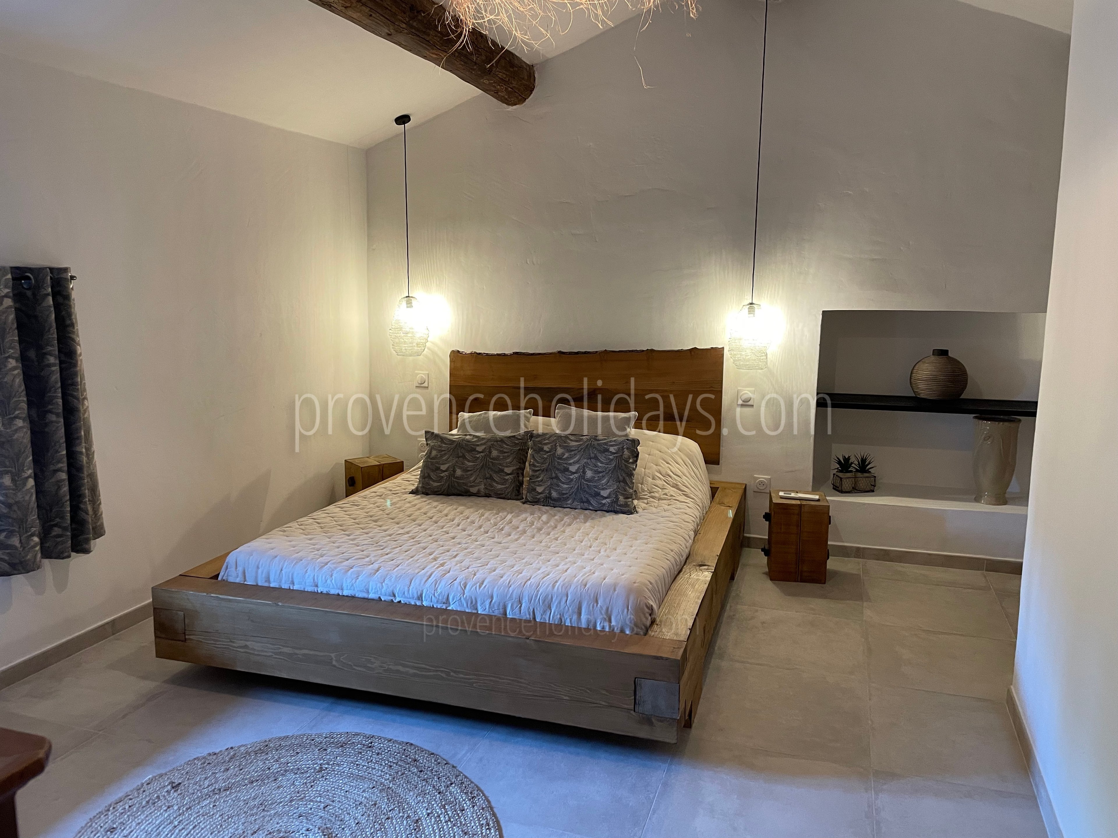 32 - La Bâtisse de L\'Isle: Villa: Bedroom