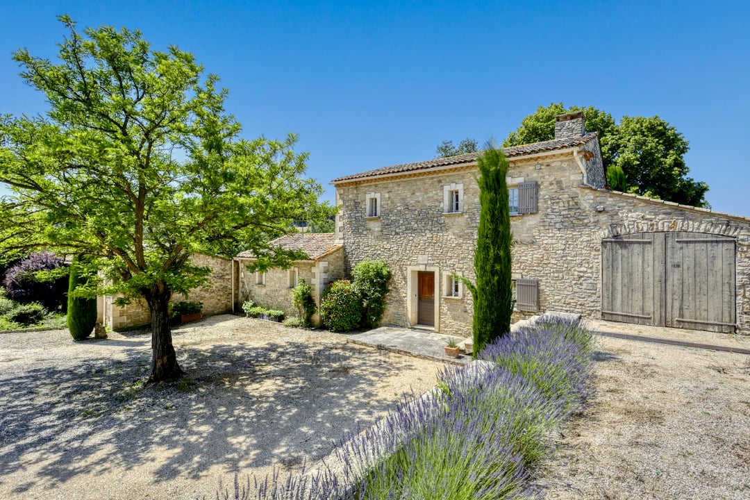 Charming Stone Farmhouse Surrounded by Vineyards