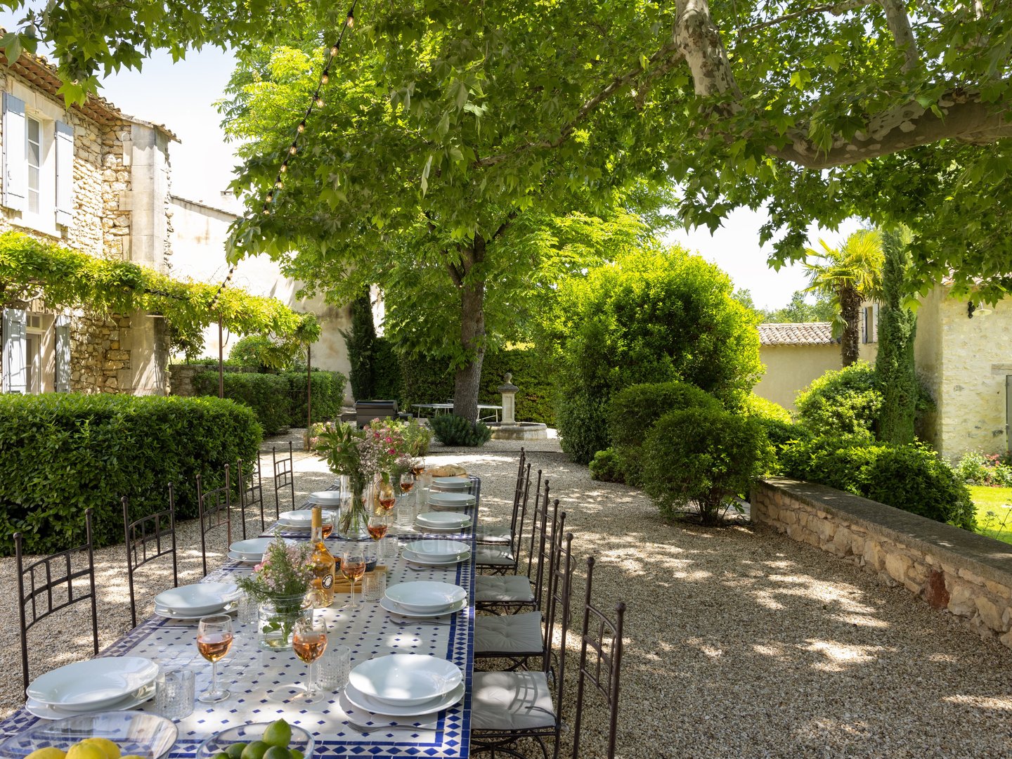 14 - Petite Bastide de Goult: Villa: Exterior