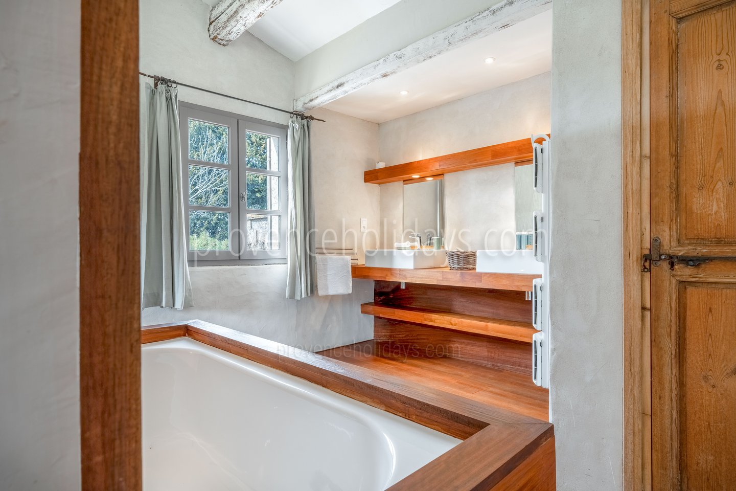 44 - Maison Paradou: Villa: Bathroom