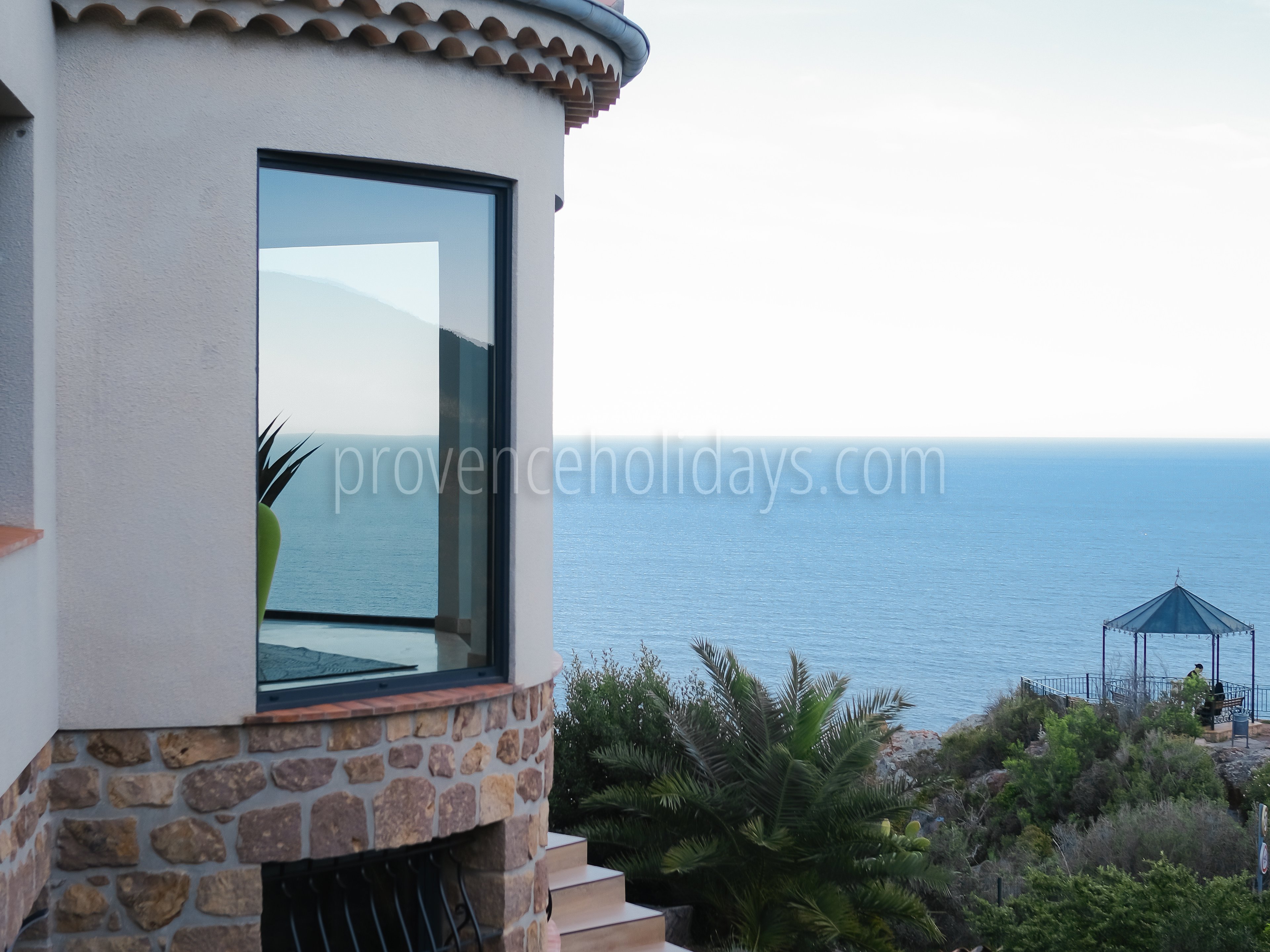 3 - Villa Trayas: Villa: Exterior