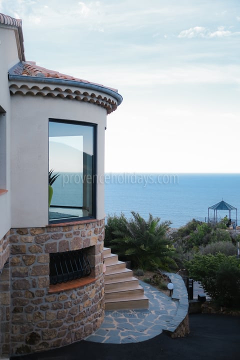 3 - Villa Trayas: Villa: Exterior