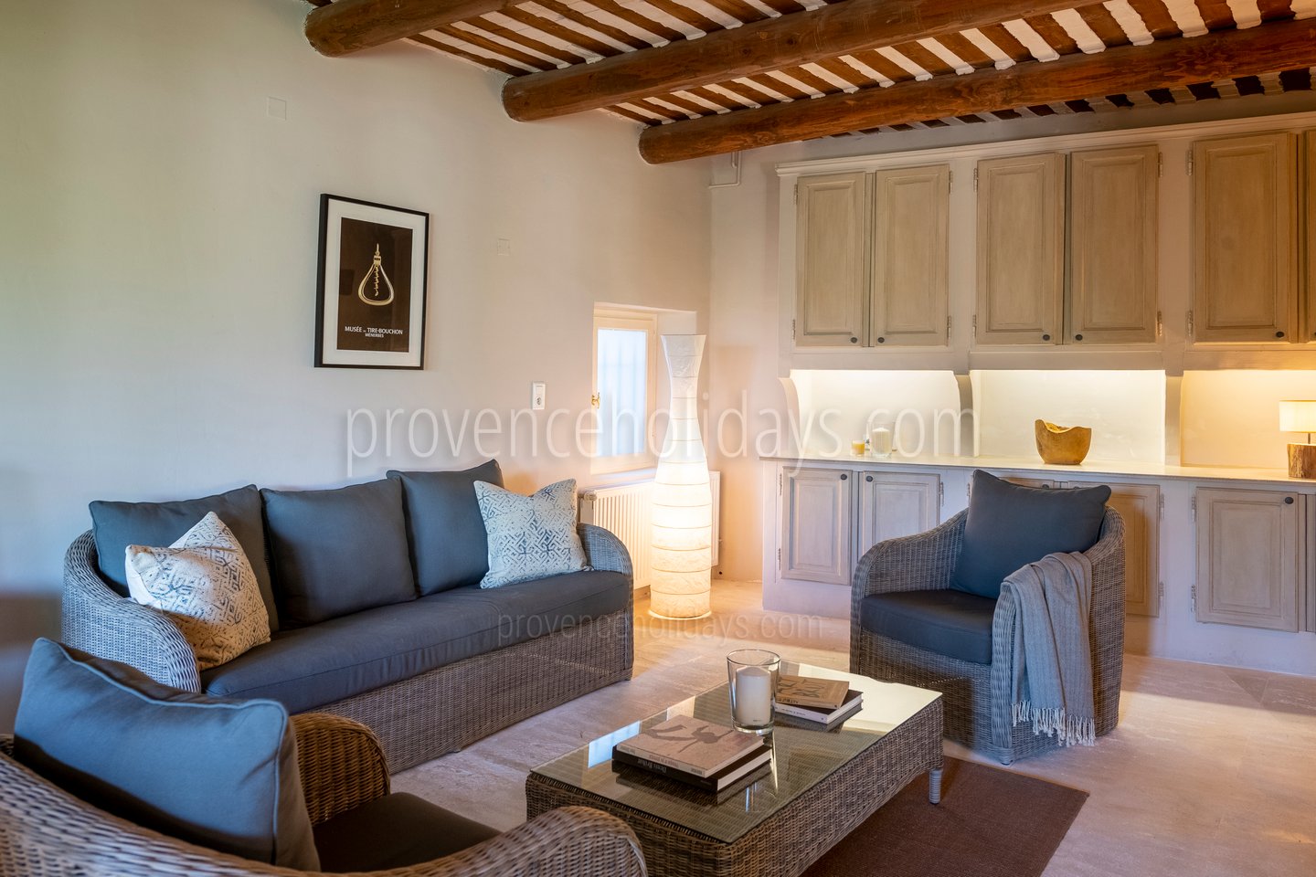11 - Le Mas de Joucas: Villa: Interior