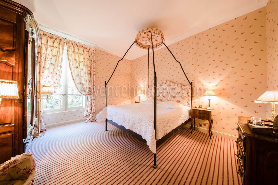 15 - Le Château: Villa: Bedroom 3