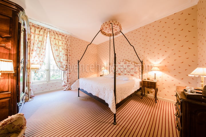 15 - Le Château: Villa: Bedroom 3