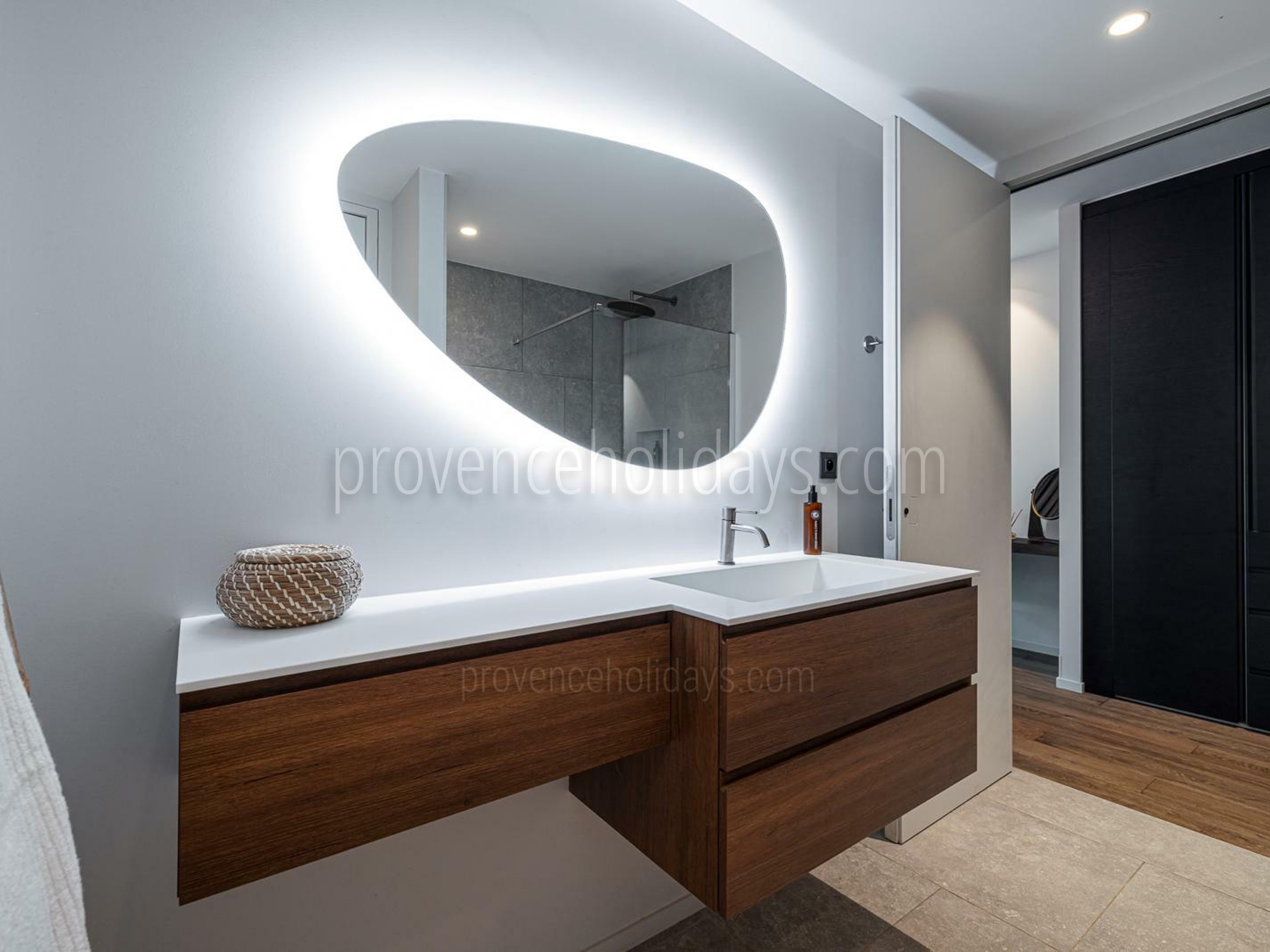 21 - Villa Vista: Villa: Bathroom