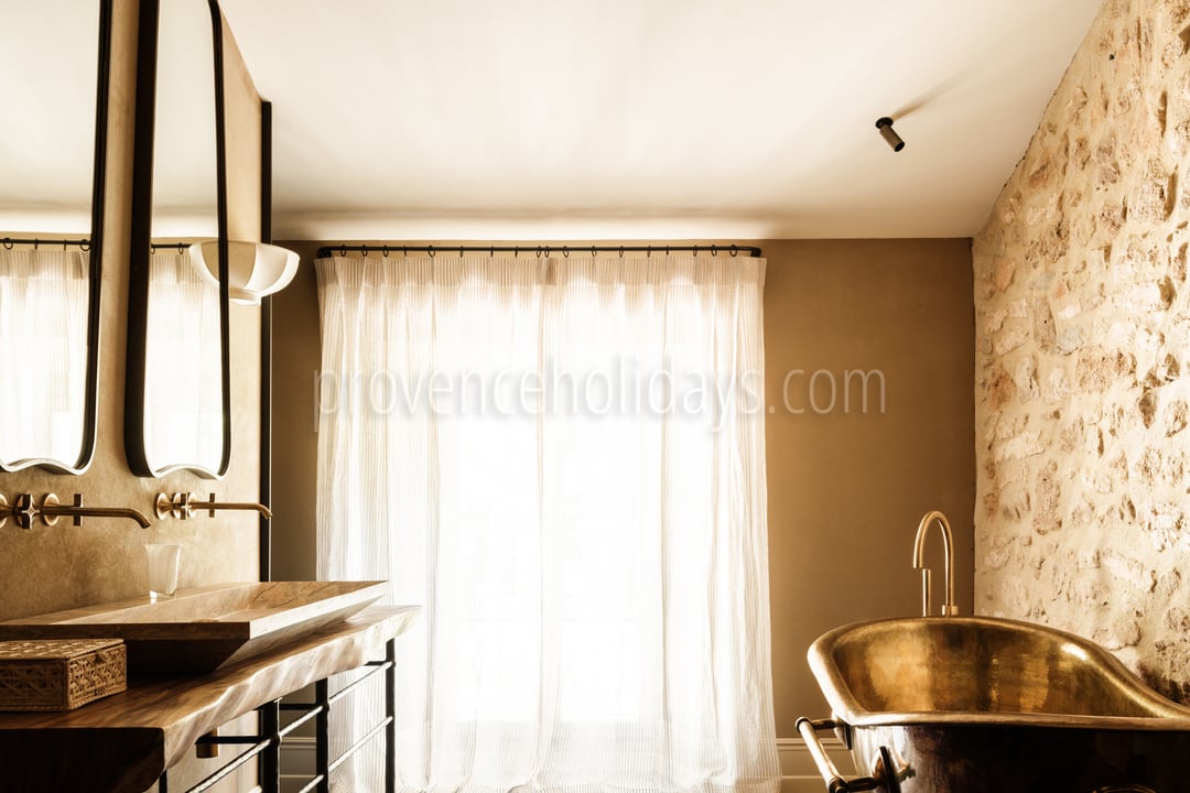 34 - Mas Simone: Villa: Bathroom